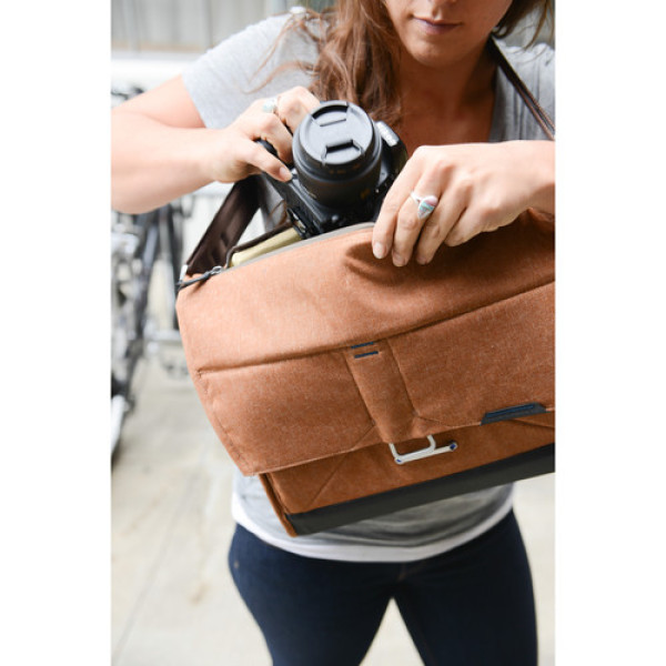 Сумка для фото Peak Design Everyday Messenger - Heritage Tan