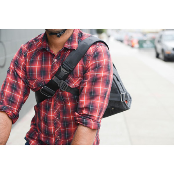 Сумка для фото Peak Design The Everyday Messenger - Charcoal