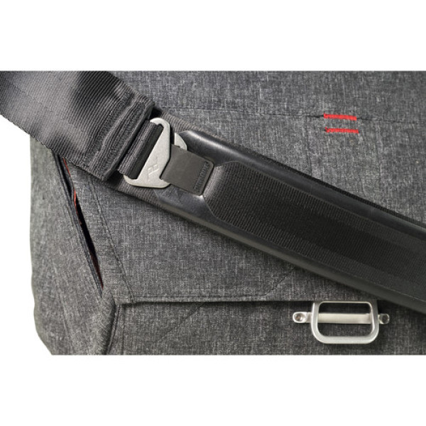 Сумка для фото Peak Design The Everyday Messenger 13" Charcoal