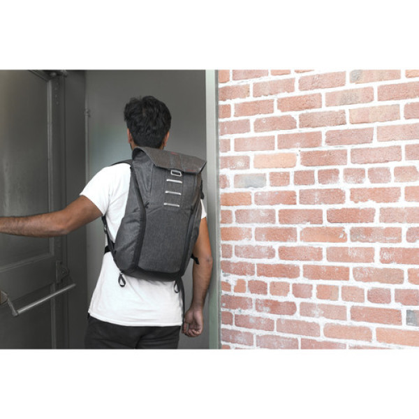 Рюкзак Peak Design Everyday Backpack 20L Charcoal (BB-20-BL-1)