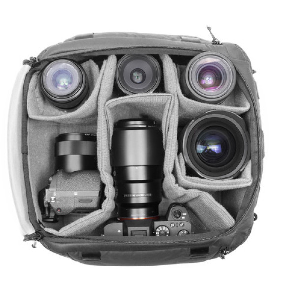 Сумка-футляр Peak Design Camera Cube Medium Black (BCC-M-BK-1)