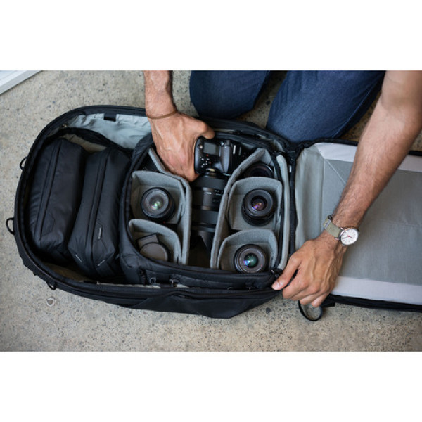 Сумка-футляр Peak Design Camera Cube Medium Black (BCC-M-BK-1)