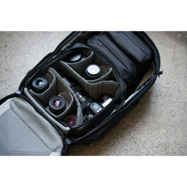 Сумка-футляр Peak Design Camera Cube Medium Black (BCC-M-BK-1)