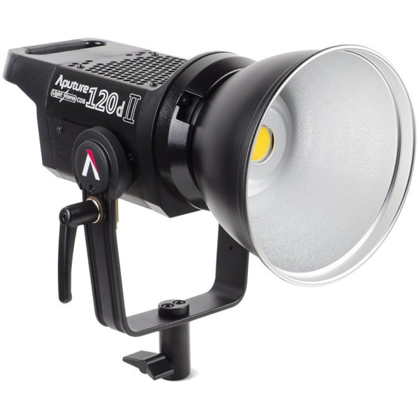 LED прожектор Aputure Light Storm LS C120d II (V-mount)