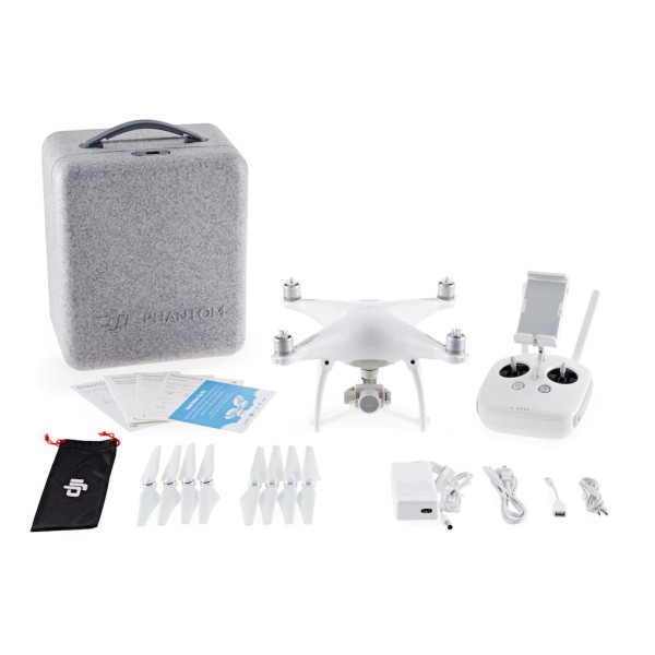 Квадрокоптер DJI Phantom 4