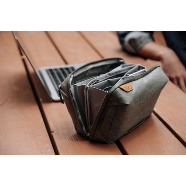Сумка Peak Design Tech Pouch Sage (BTP-SG-1)