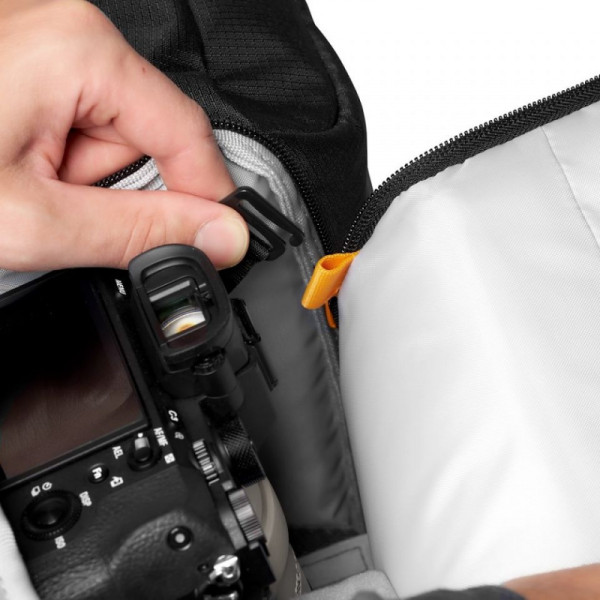 Наплічник Lowepro Fastpack BP 250 AW III Black (LP37333-PWW)