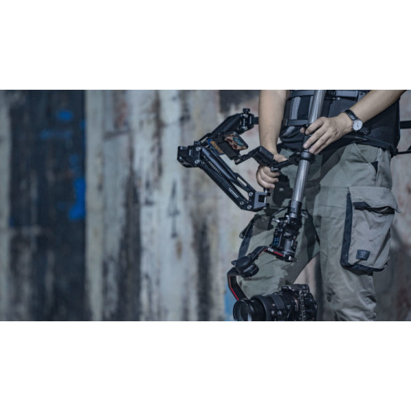 Система поддержки Tilta Float Handheld Gimbal Support System (V-Mount) (GSS-T01-V)