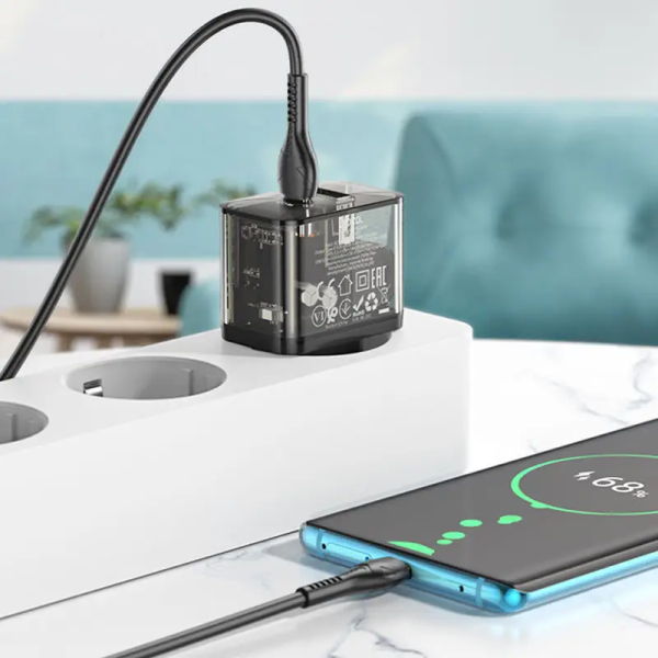 Сетевое зарядное устройство с кабелем HOCO N34 Dazzling dual-port PD20W+QC3.0 charger set (C to iP) Transparent Black