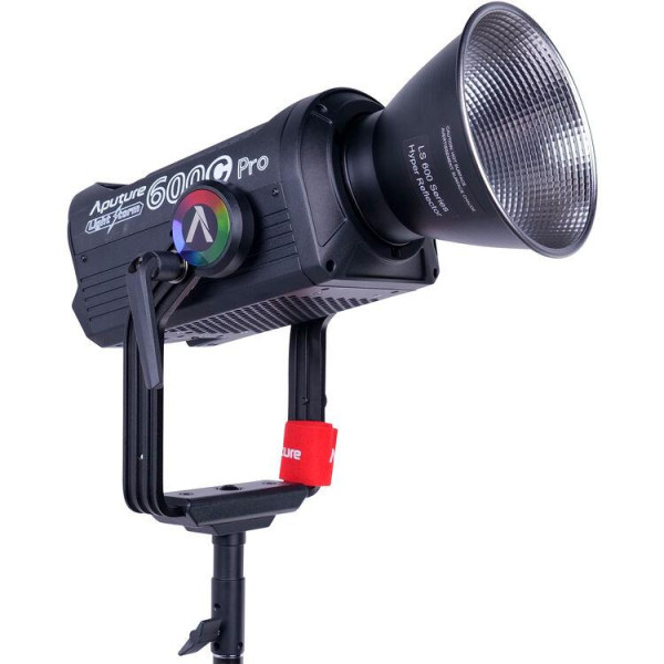 LED прожектор Aputure LS 600c Pro Bi-Color Light (V-Mount) (LS600CPRO)