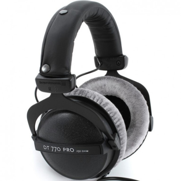 Навушники Beyerdynamic DT 770 PRO 250 Om