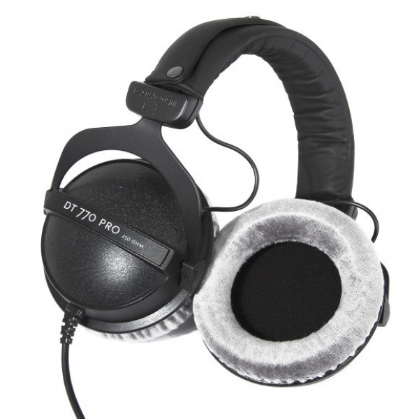 Навушники Beyerdynamic DT 770 PRO 250 Om
