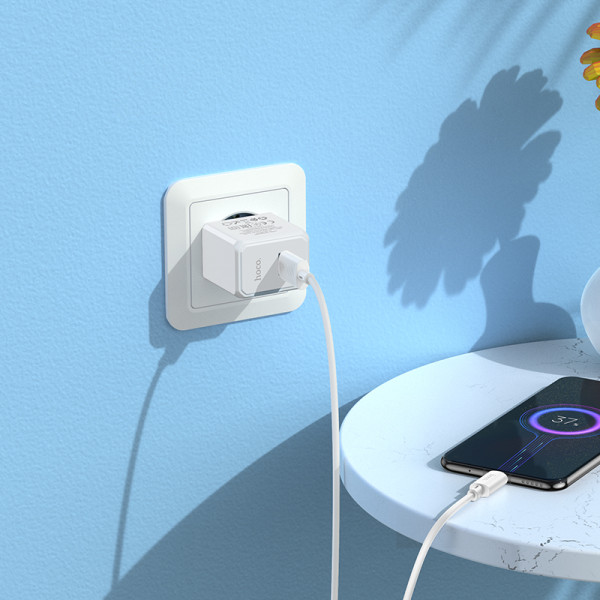 Сетевое зарядное устройство с кабелем HOCO CS11A Ocean single port charger set(Micro) 10.5W White