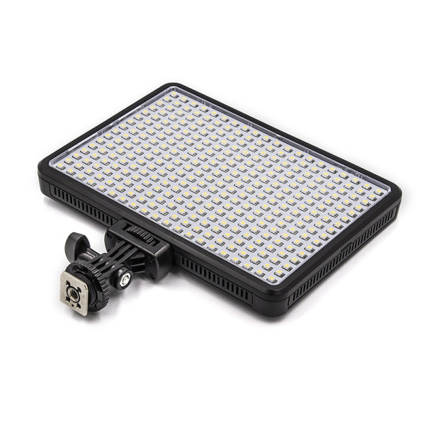 Накамерне світло PowerPlant LED 320l