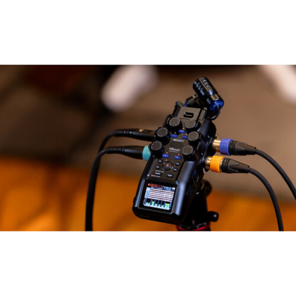 Zoom H6studio 6-доріжковий рекордер з 32-бітним Float Recording (ZH6STUDIO)