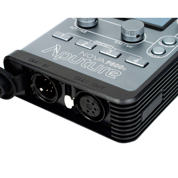 LED панель Aputure Nova P600C