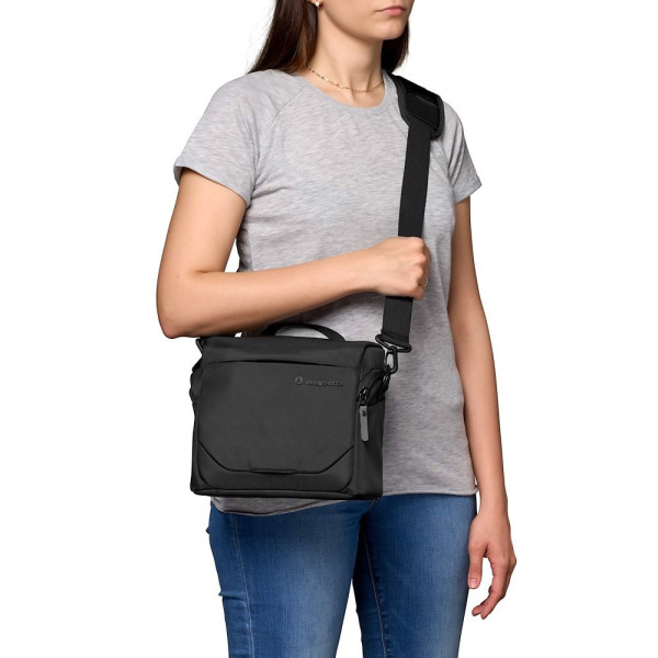 Сумка для фото камер Advanced Shoulder bag L III (MB MA3-SB-L)