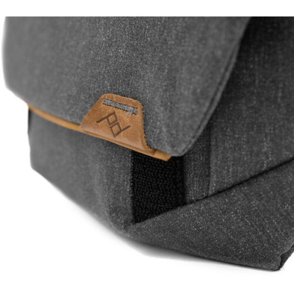 Сумка Peak Design Field Pouch v2 Charcoal (BP-CH-2)