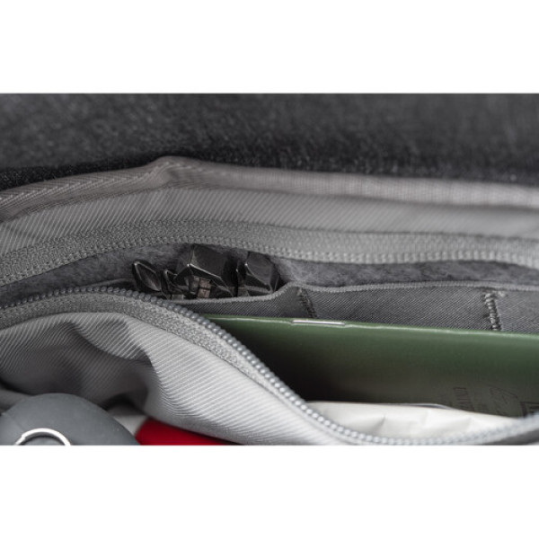 Сумка Peak Design Field Pouch v2 Charcoal (BP-CH-2)