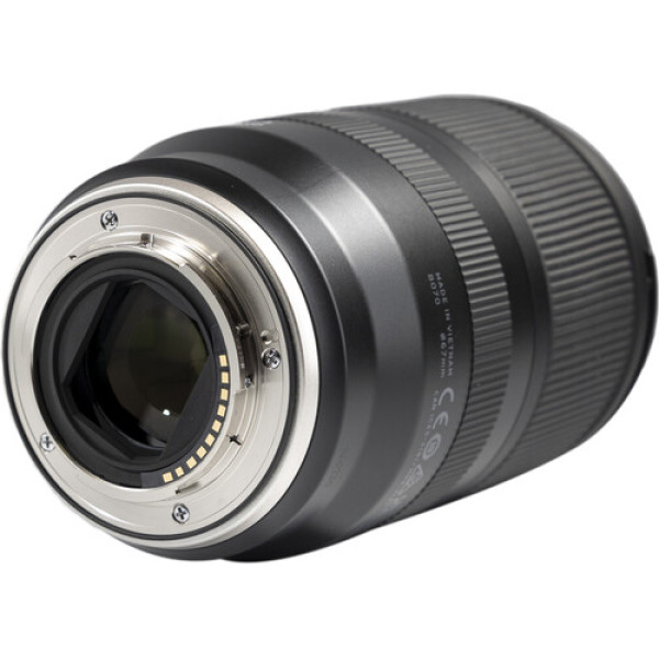 Об'єктив Tamron 17-70mm f/2.8 Di III-A VC RXD для FUJIFILM