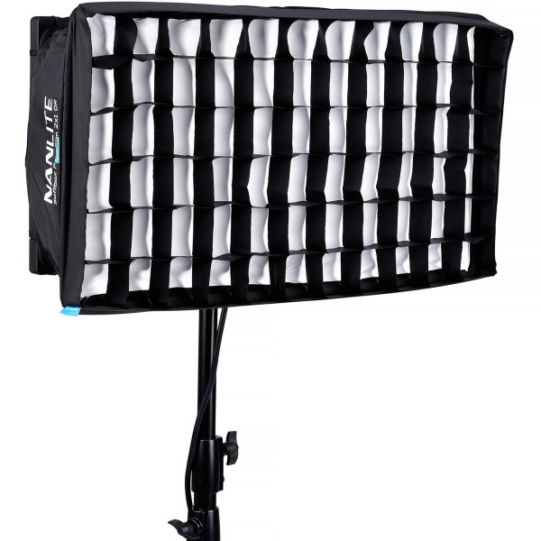 Led панель Nanlite PavoSlim 120B Bi-Color LED Panel з Quick-Open Softbox
