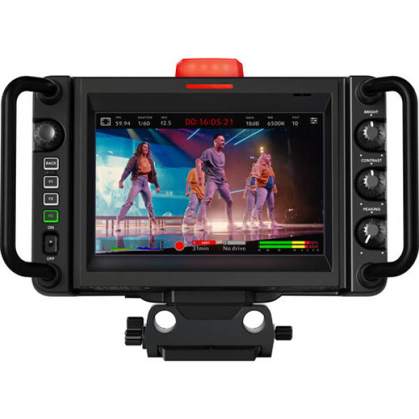 Студія камери Blackmagic Studio Camera 4K Plus