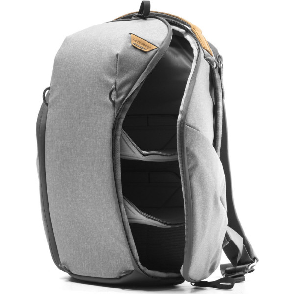 Рюкзак Peak Design Everyday Backpack Zip 15L Ash (BEDBZ-15-AS-2)