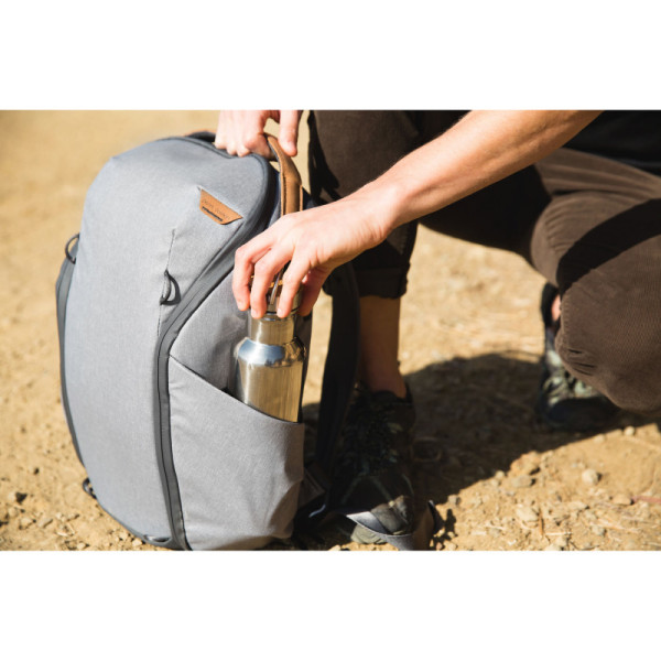 Рюкзак Peak Design Everyday Backpack Zip 15L Ash (BEDBZ-15-AS-2)