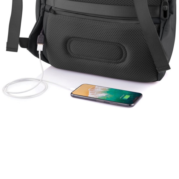 Рюкзак XD Design Bobby Soft антикрадіжний чорний (P705.791)
