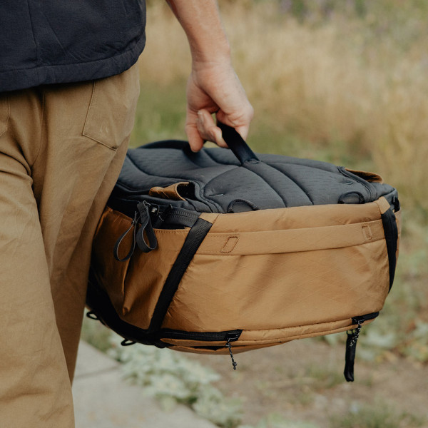 Рюкзак Peak Design Travel Backpack 45L Coyote (BTR-45-CY-2)