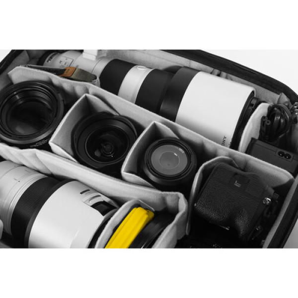 Сумка-футляр Peak Design Camera Cube V2 Large Black (BCC-L-BK-3)