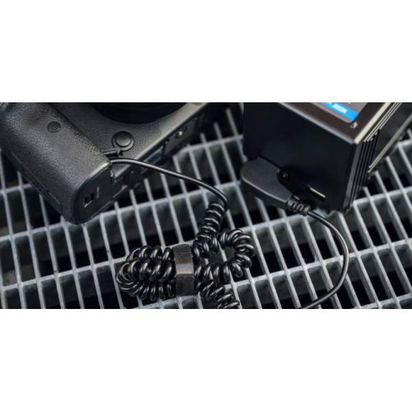 Адаптер питания Newell D-Tap to NP-FZ100 Power Adapter (NL2809)