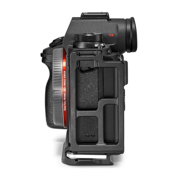 Держатель для Sony α7RIII и Sony α9 L-bracket