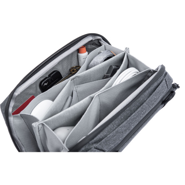 Сумка Peak Design Tech Pouch Charcoal (BTP-CH-2)