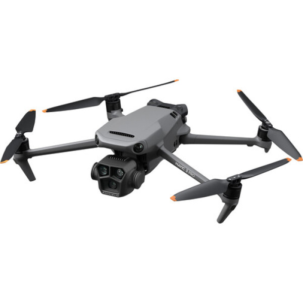 Дрон DJI Mavic 3 Pro с Fly More Combo и DJI RC Pro