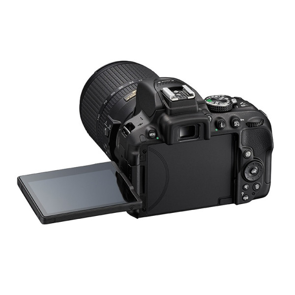 Фотокамера зеркальная Nikon D5300 KIT AF-S DX 18-105 VR