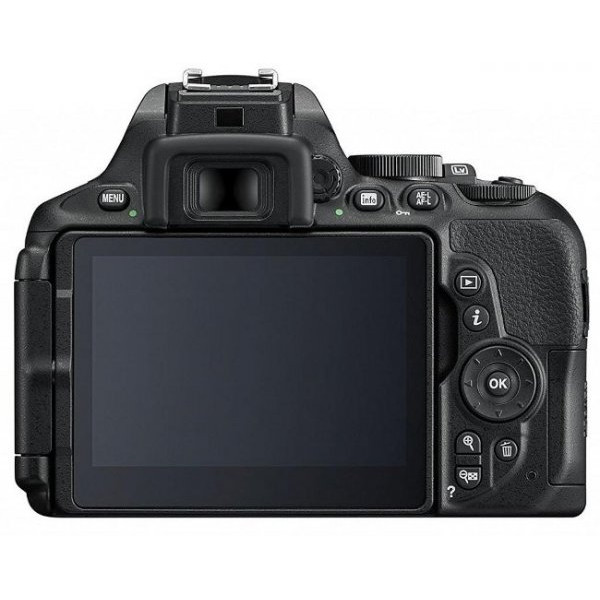 Фотокамера зеркальная Nikon D5600 + AF-S 18-105 VR Kit