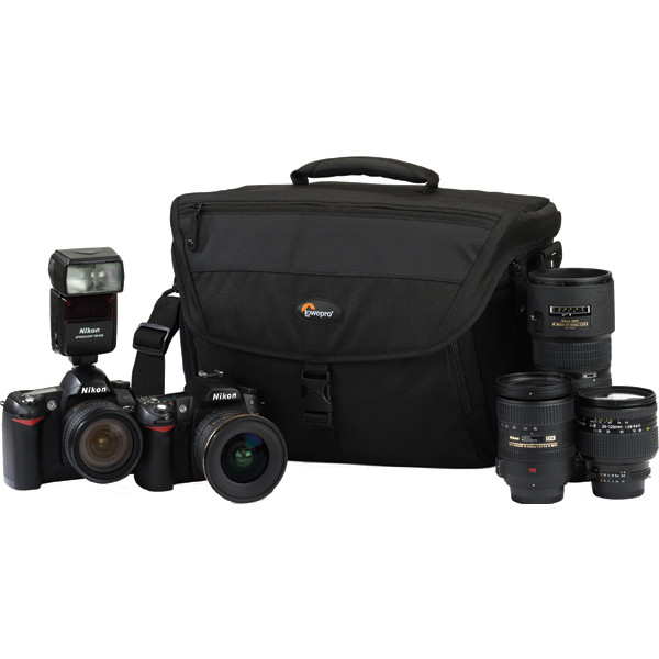 Сумка Lowepro Nova 200 AW Black