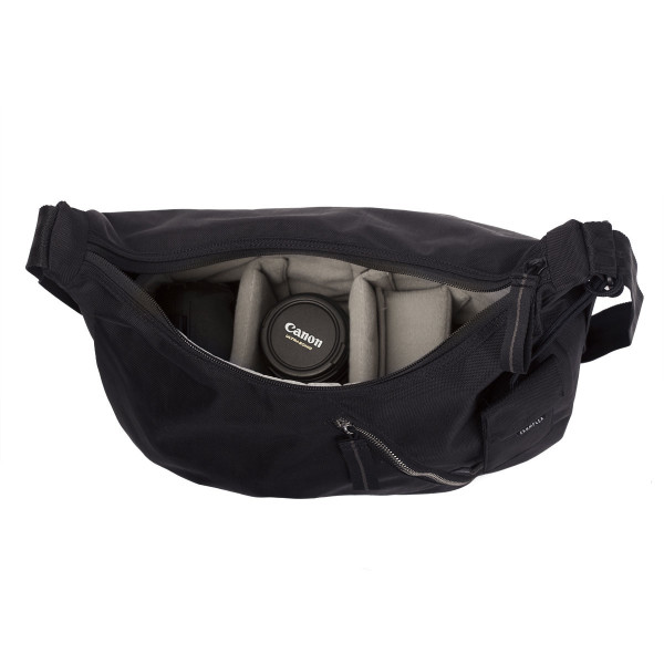Сумка Crumpler Doozie Photo Hobo black /metallic silver