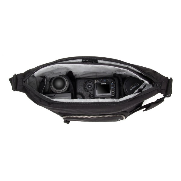 Сумка Crumpler Doozie Photo Sling black /metallic silver