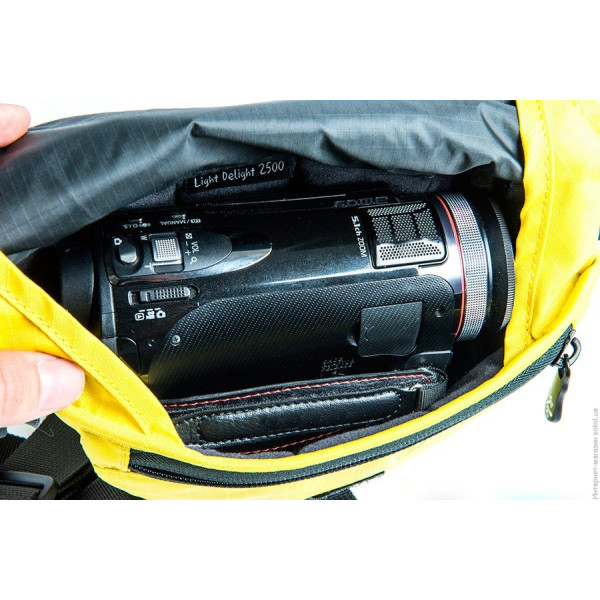 Сумка для дзерка. фото Crumpler Light Delight 2500 sunflower yellow