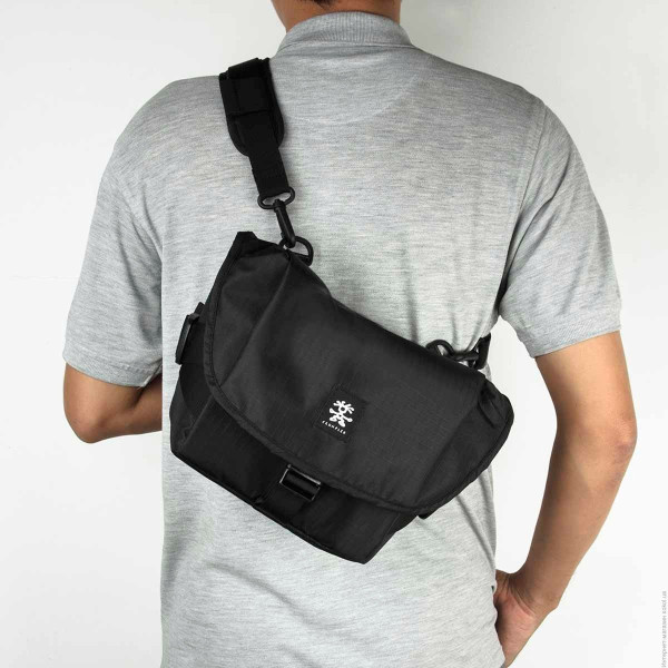 Сумка для дзерка. фото Crumpler Light Delight Hipster Sling 4000 platinum