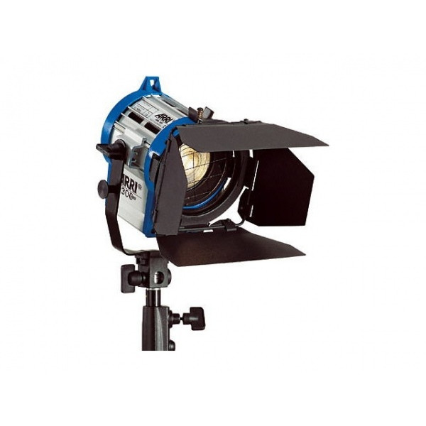 Осветительный прибор ARRI Junior Plus 300W