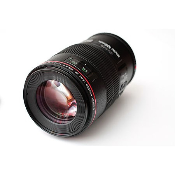 Объектив Canon EF 100mm f/2.8 USM Macro