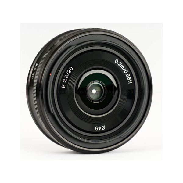Объектив Sony 20mm, f/2.8 для камер Nex