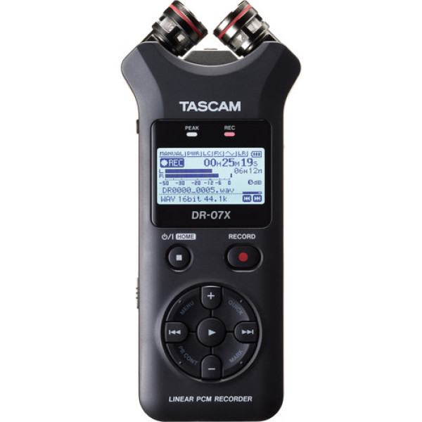 Цифровой диктофон TASCAM DR-07X