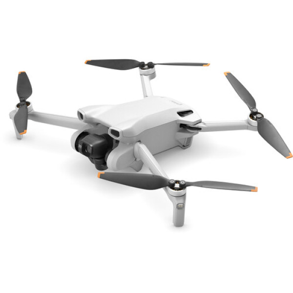 Квадрокоптер DJI Mini 3 с пультом DJI RC Remote (Fly More Combo)