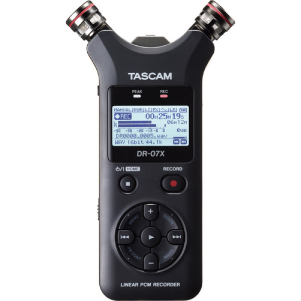 Цифровой диктофон TASCAM DR-07X