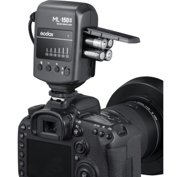 Кільцевий макроспалах Godox ML-150 II