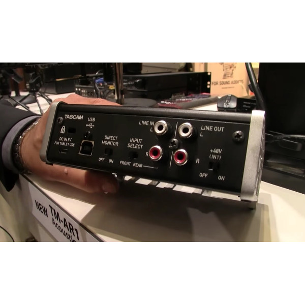 Аудіоінтерфейс TASCAM US-1x2HR